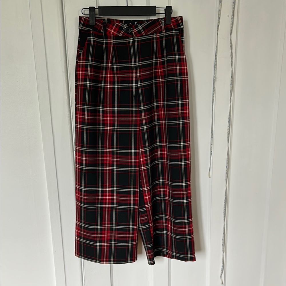 Plaid Women's in Red and Black